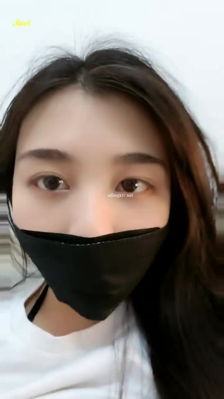 新晋奶神少女头荡妇的身体极品反差G奶学生妹大秀2